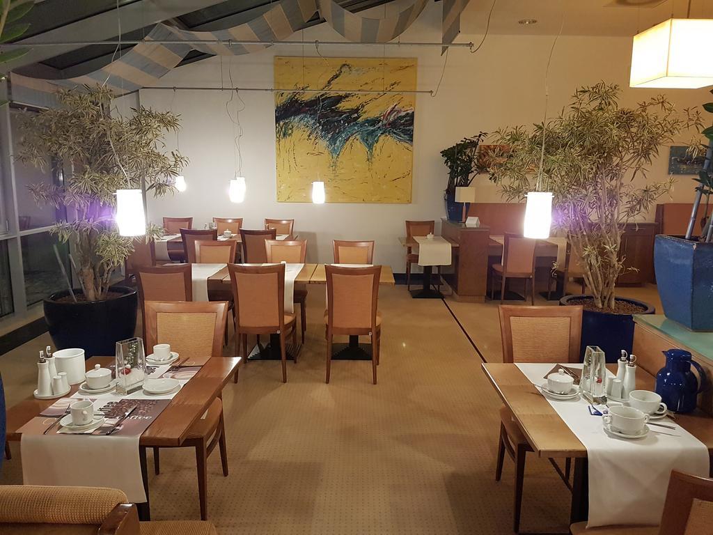 Gastehaus Am Rptc Hotel München Buitenkant foto