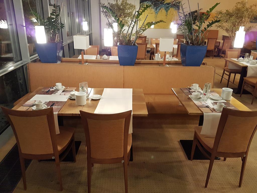 Gastehaus Am Rptc Hotel München Buitenkant foto
