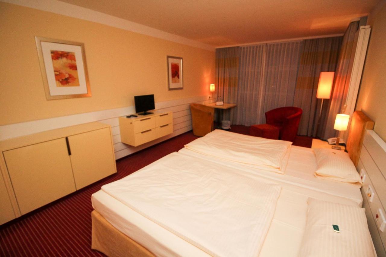 Gastehaus Am Rptc Hotel München Buitenkant foto